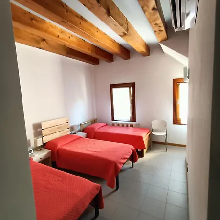 Il Nido - In Posizione Strategica Guest house *